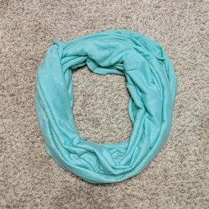 Infinity scarf